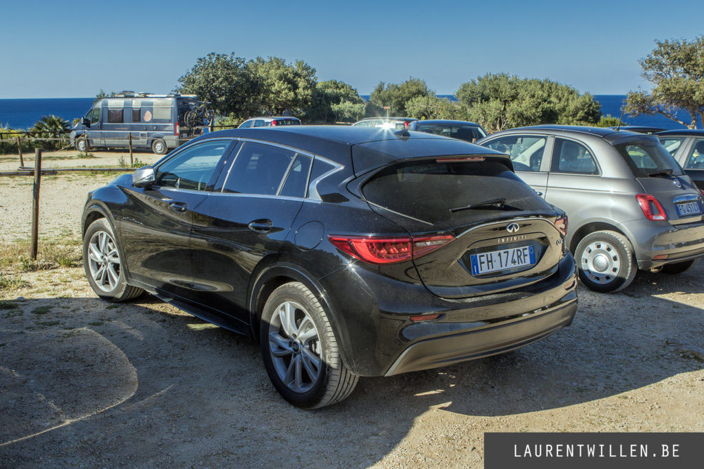 location voiture sicile Infinity Q30
