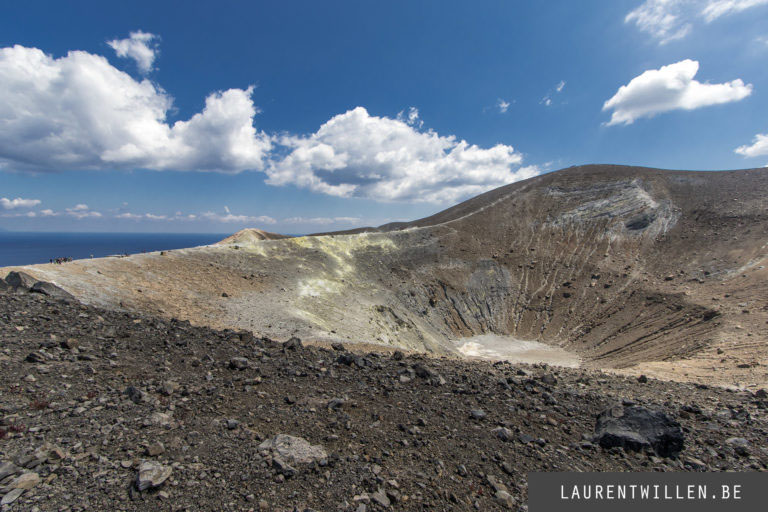 vulcano lipari photo