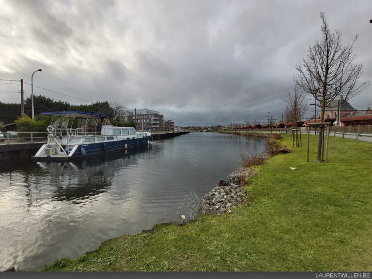 samsung-galaxy-a70-test-photo-day-cloud-2