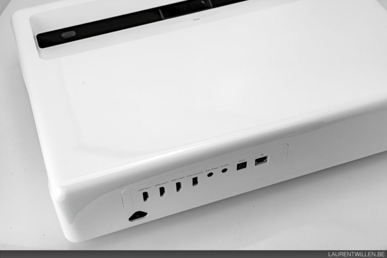 xiaomi-mi-laser-home-cinema-projector-3